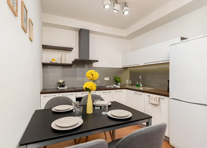 Modern Ii With Free Underground Parking Apartament *