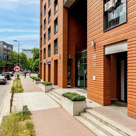 Apartment Modern Ii With Free Underground Parking