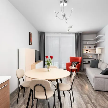 Modern Ii With Free Underground Parking Apartment *