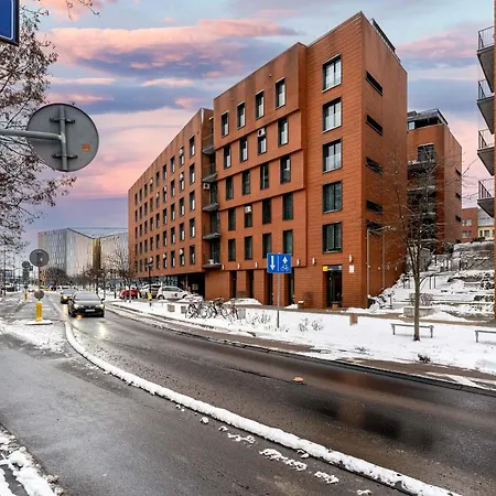 Modern Ii With Free Underground Parking Apartment *