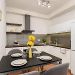 Modern Ii With Free Underground Parking Apartament *