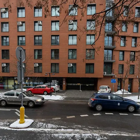 Апартаменты Modern Ii With Free Underground Parking *